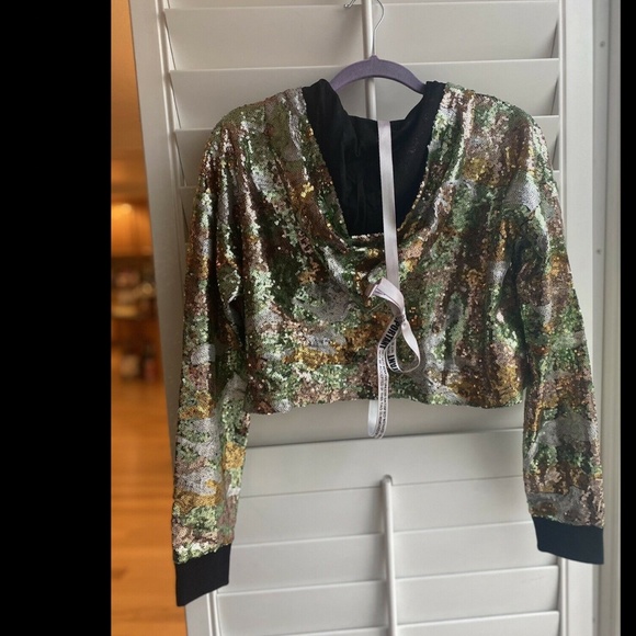 Mistress Rocks 'Gallahad'  Camo Sequin Crop Top - Picture 5 of 5